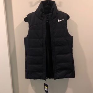 NWT - The North Face Size S Black Vest